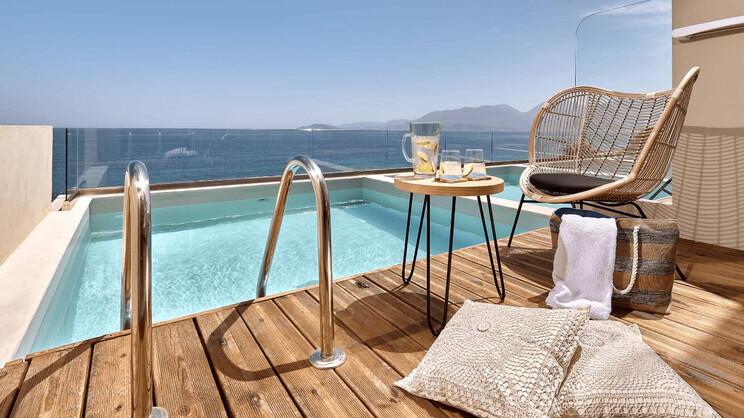 Superior Double Swim Up Individual Pool 